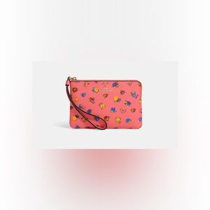 NWT Coach Corner Zip Wristlet With Mini Vintage Rose Print